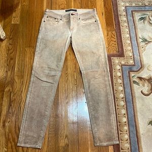 Tan jean